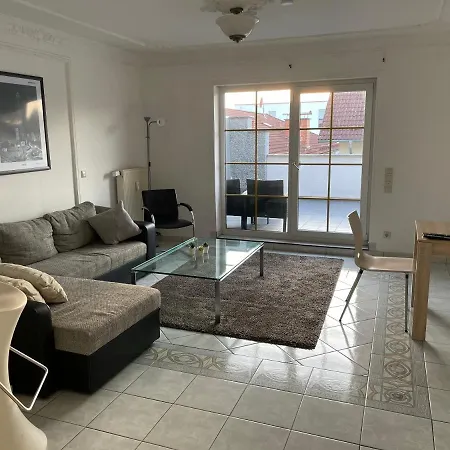 Parkplaetze, Einzelbetten, 2 Balkone, Fast Wi-fi 100 Mbit, Homeoffice, Aufzug, Lichtdurchflutet, Panoramablick Apartment Erlensee