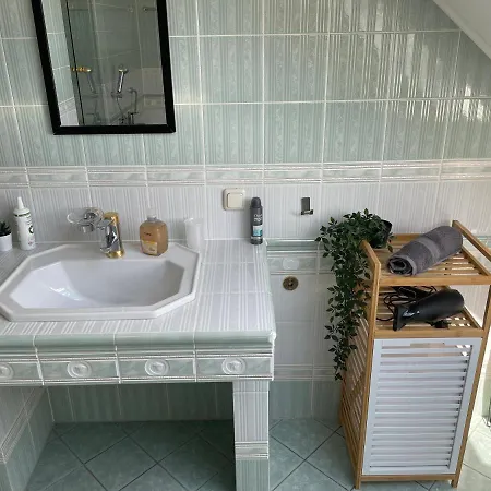 Parkplaetze, Einzelbetten, 2 Balkone, Fast Wi-fi 100 Mbit, Homeoffice, Aufzug, Lichtdurchflutet, Panoramablick Erlensee