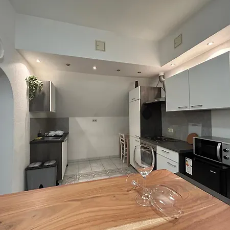 Parkplaetze, Einzelbetten, 2 Balkone, Fast Wi-fi 100 Mbit, Homeoffice, Aufzug, Lichtdurchflutet, Panoramablick Daire