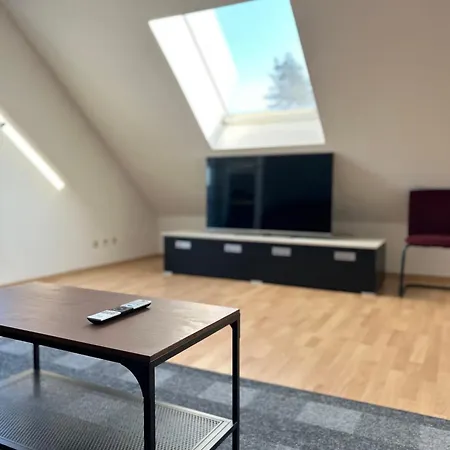 Parkplaetze, Einzelbetten, 2 Balkone, Fast Wi-fi 100 Mbit, Homeoffice, Aufzug, Lichtdurchflutet, Panoramablick