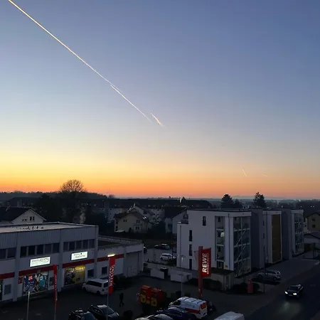 Parkplaetze, Einzelbetten, 2 Balkone, Fast Wi-fi 100 Mbit, Homeoffice, Aufzug, Lichtdurchflutet, Panoramablick Erlensee