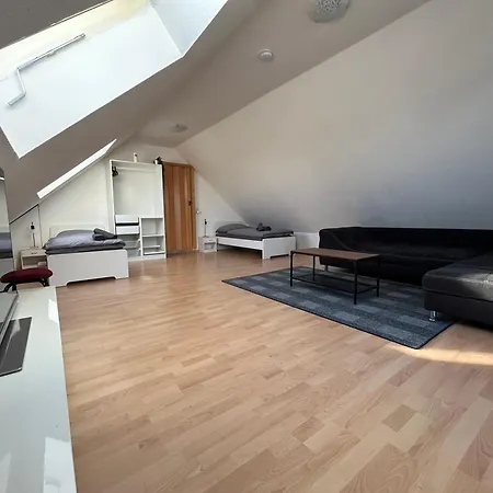 Parkplaetze, Einzelbetten, 2 Balkone, Fast Wi-fi 100 Mbit, Homeoffice, Aufzug, Lichtdurchflutet, Panoramablick Daire Erlensee