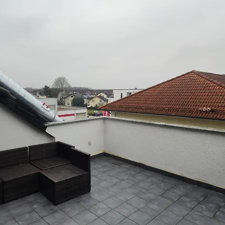 Parkplaetze, Einzelbetten, 2 Balkone, Fast Wi-fi 100 Mbit, Homeoffice, Aufzug, Lichtdurchflutet, Panoramablick