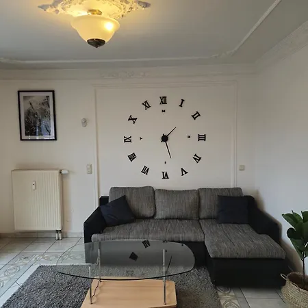 Parkplaetze, Einzelbetten, 2 Balkone, Fast Wi-fi 100 Mbit, Homeoffice, Aufzug, Lichtdurchflutet, Panoramablick Apartment