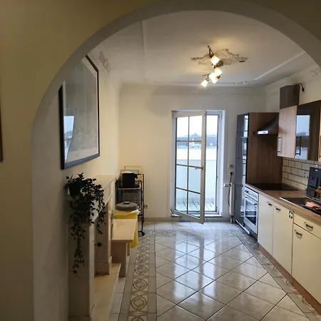 Parkplaetze, Einzelbetten, 2 Balkone, Fast Wi-fi 100 Mbit, Homeoffice, Aufzug, Lichtdurchflutet, Panoramablick *