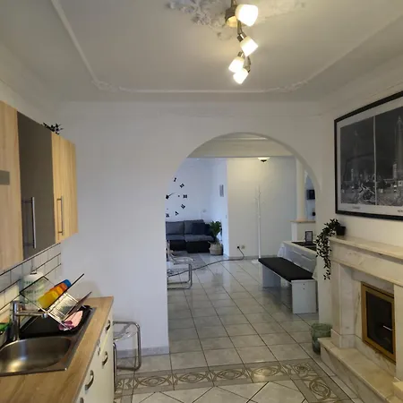 Parkplaetze, Einzelbetten, 2 Balkone, Fast Wi-fi 100 Mbit, Homeoffice, Aufzug, Lichtdurchflutet, Panoramablick Daire Erlensee