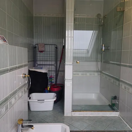 Parkplaetze, Einzelbetten, 2 Balkone, Fast Wi-fi 100 Mbit, Homeoffice, Aufzug, Lichtdurchflutet, Panoramablick Erlensee