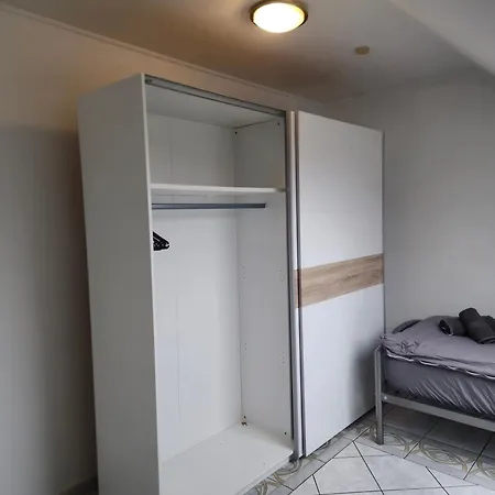 Parkplaetze, Einzelbetten, 2 Balkone, Fast Wi-fi 100 Mbit, Homeoffice, Aufzug, Lichtdurchflutet, Panoramablick *