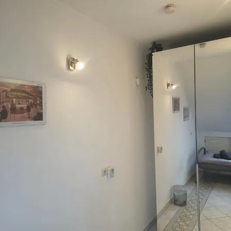 Parkplaetze, Einzelbetten, 2 Balkone, Fast Wi-fi 100 Mbit, Homeoffice, Aufzug, Lichtdurchflutet, Panoramablick Apartment