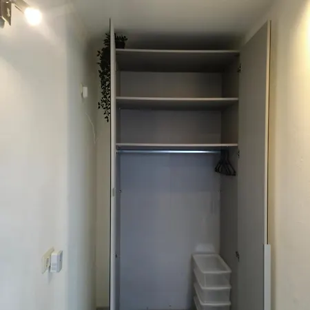Apartment Parkplaetze, Einzelbetten, 2 Balkone, Fast Wi-fi 100 Mbit, Homeoffice, Aufzug, Lichtdurchflutet, Panoramablick
