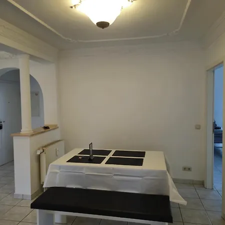 Daire Parkplaetze, Einzelbetten, 2 Balkone, Fast Wi-fi 100 Mbit, Homeoffice, Aufzug, Lichtdurchflutet, Panoramablick