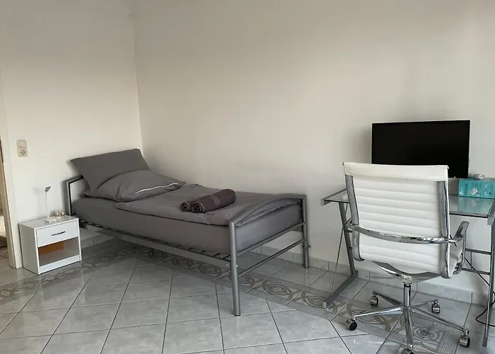 Parkplaetze, Einzelbetten, 2 Balkone, Fast Wi-fi 100 Mbit, Homeoffice, Aufzug, Lichtdurchflutet, Panoramablick *