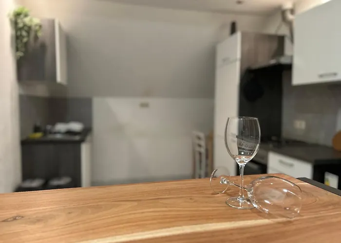 Parkplaetze, Einzelbetten, 2 Balkone, Fast Wi-fi 100 Mbit, Homeoffice, Aufzug, Lichtdurchflutet, Panoramablick Erlensee