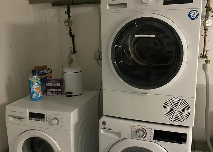 Parkplaetze, Einzelbetten, 2 Balkone, Fast Wi-fi 100 Mbit, Homeoffice, Aufzug, Lichtdurchflutet, Panoramablick Appartamento *