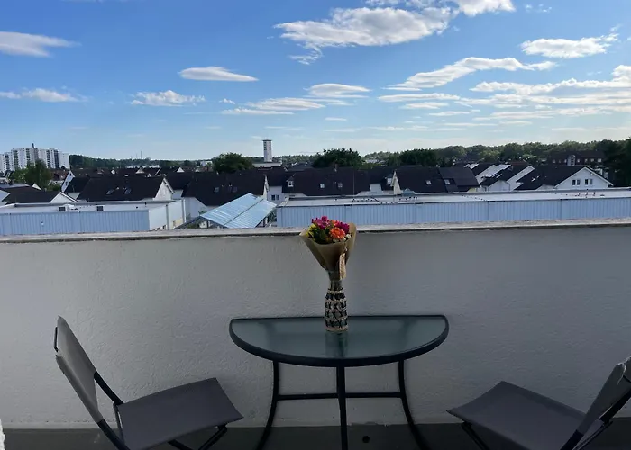 Parkplaetze, Einzelbetten, 2 Balkone, Fast Wi-fi 100 Mbit, Homeoffice, Aufzug, Lichtdurchflutet, Panoramablick Appartamento *